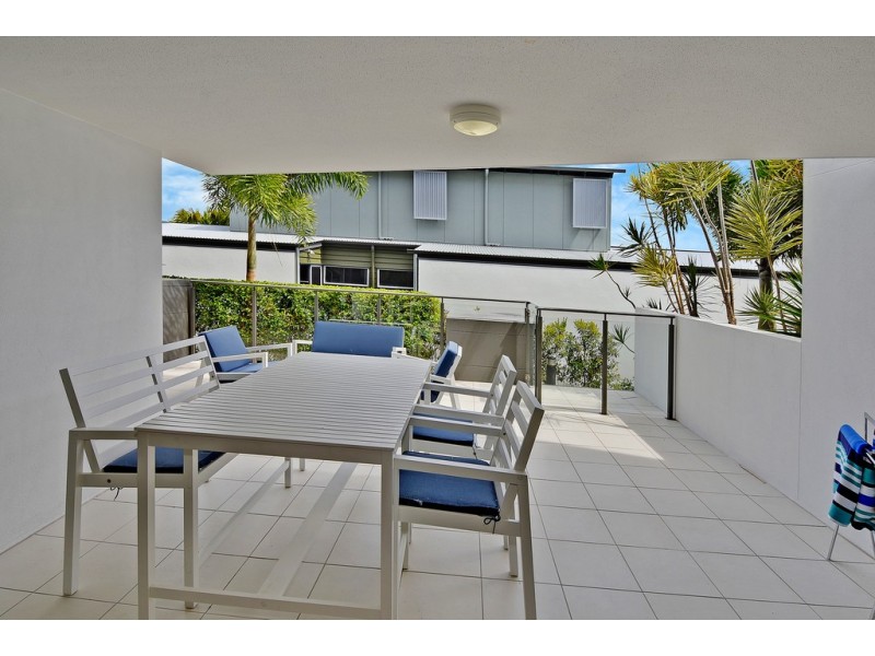 10/57 Grand Parade, Kawana Island QLD 4575