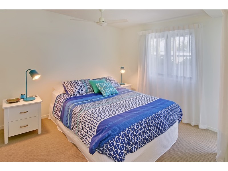 10/57 Grand Parade, Kawana Island QLD 4575