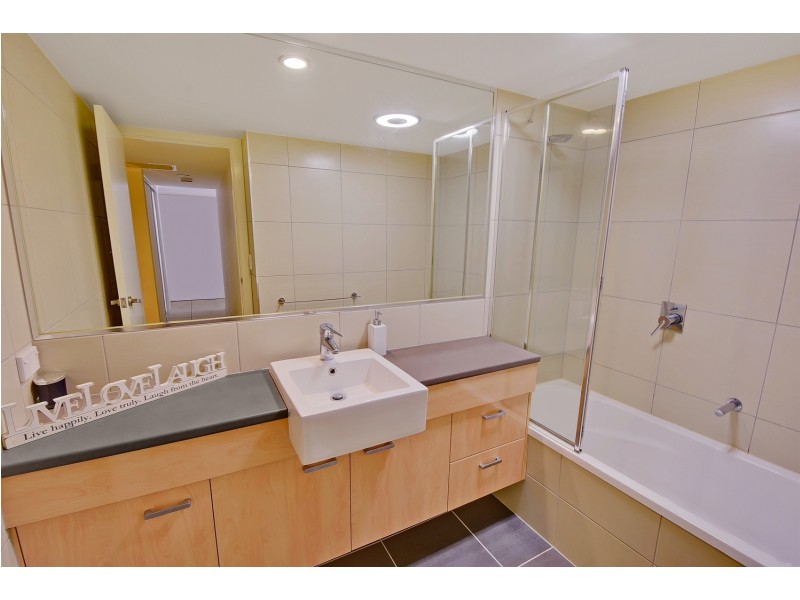 10/57 Grand Parade, Kawana Island QLD 4575