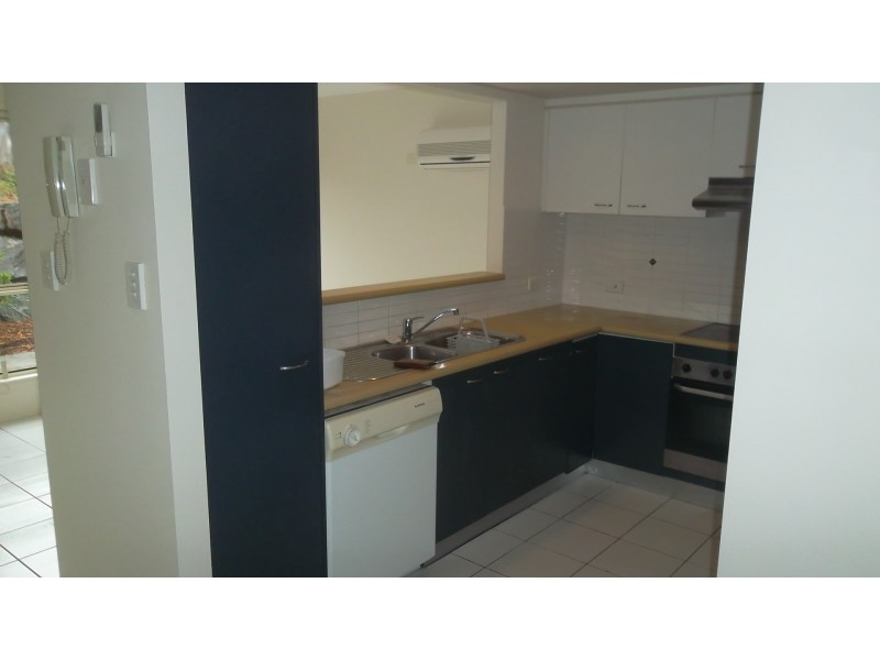 31 Archipelago st, Pacific Pines QLD 4211