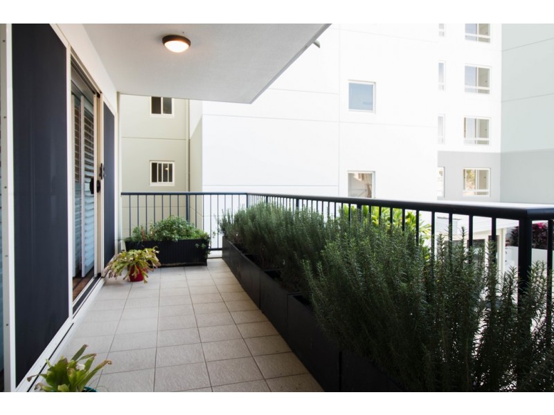 U15/5 Duncan Street, West End QLD 4101
