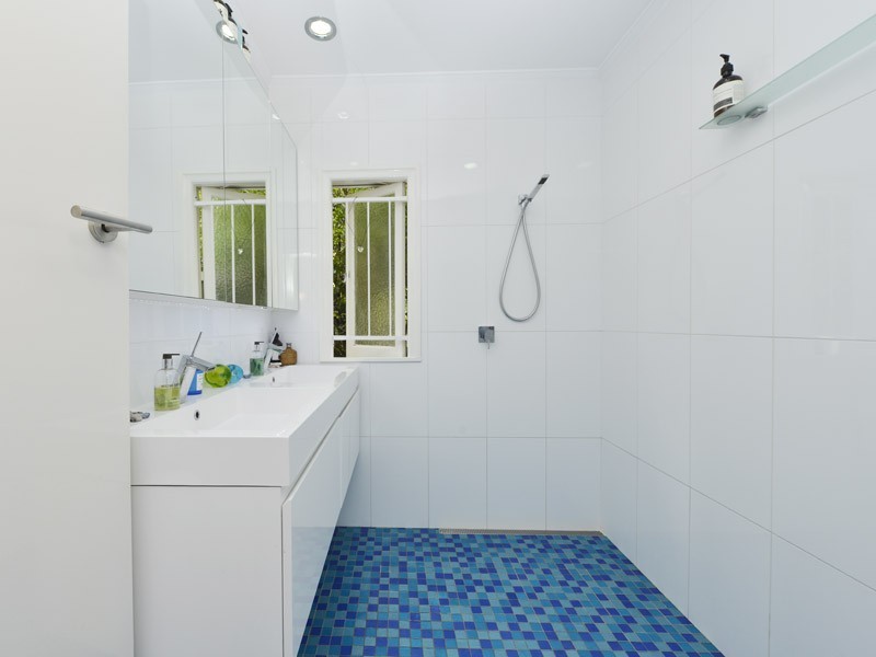 33 Olive Grove, Balmoral QLD 4171