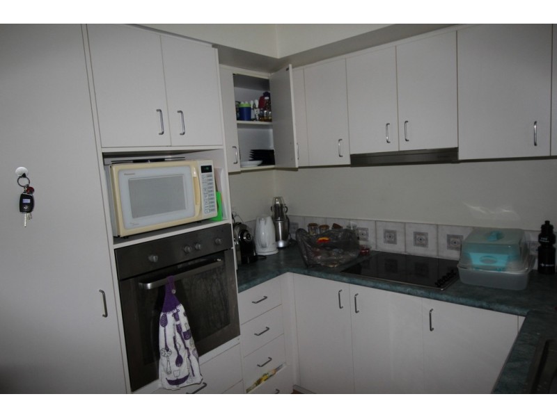 25/18 Tallebudgera Creek Road, West Burleigh QLD 4219