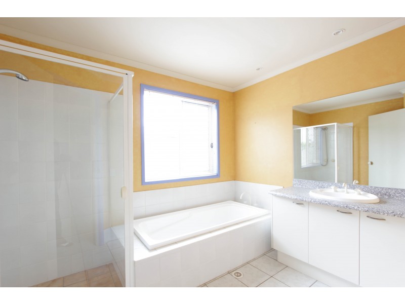 60 Brookvale Dr, Underwood QLD 4119