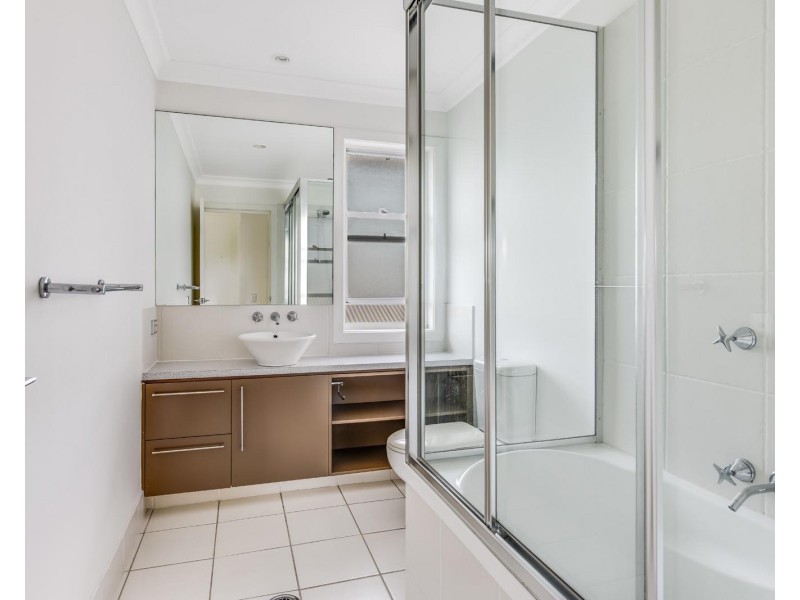 110/80 McIntyre Street, Hendra QLD 4011