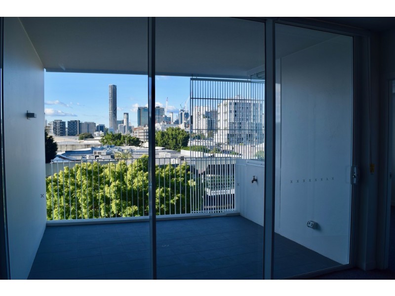 204/08 Donkin Street, West End QLD 4101