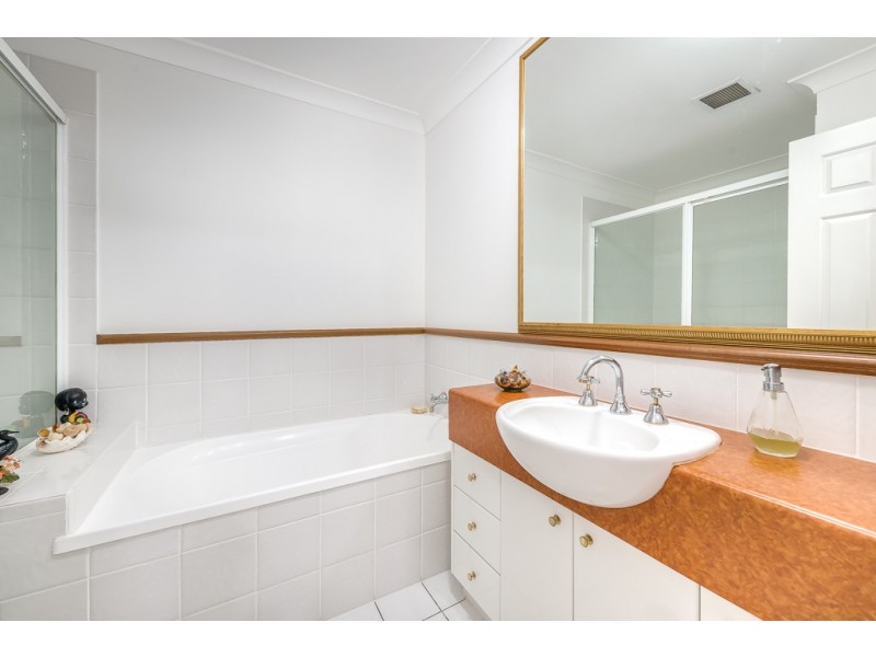 100 Cotlew St. East, Southport QLD 4215