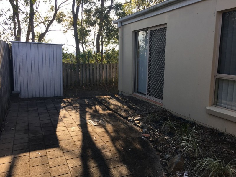 37 Marble Arch Place, Arundel QLD 4214