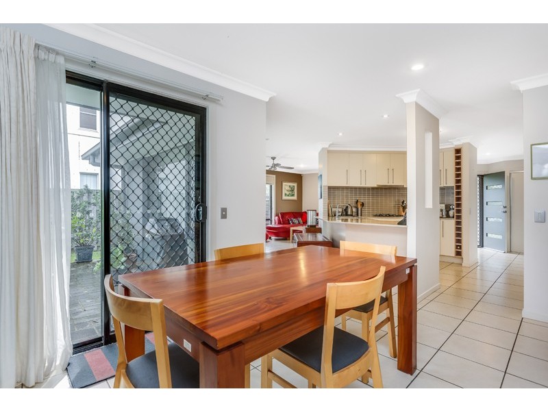 22 The Promenade, Hendra QLD 4011