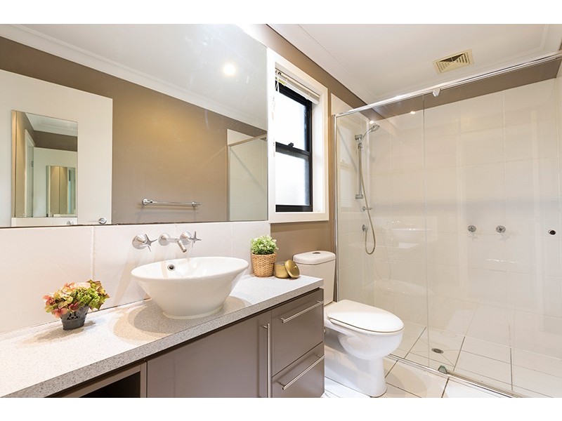 22 The Promenade, Hendra QLD 4011