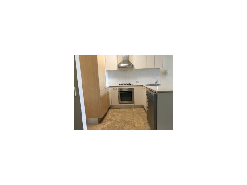 S09 8 Cordelia Street, South Brisbane QLD 4101