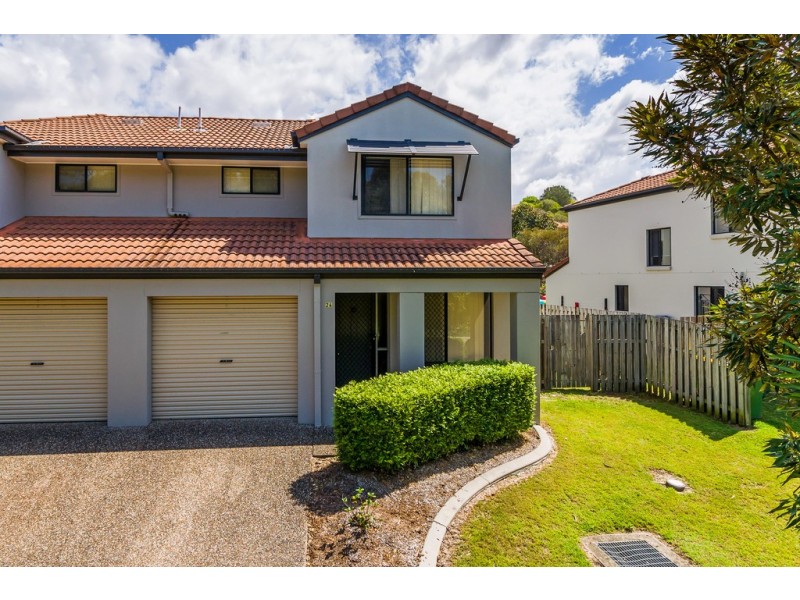 13 Hervey Street, Pacific Pines QLD 4211