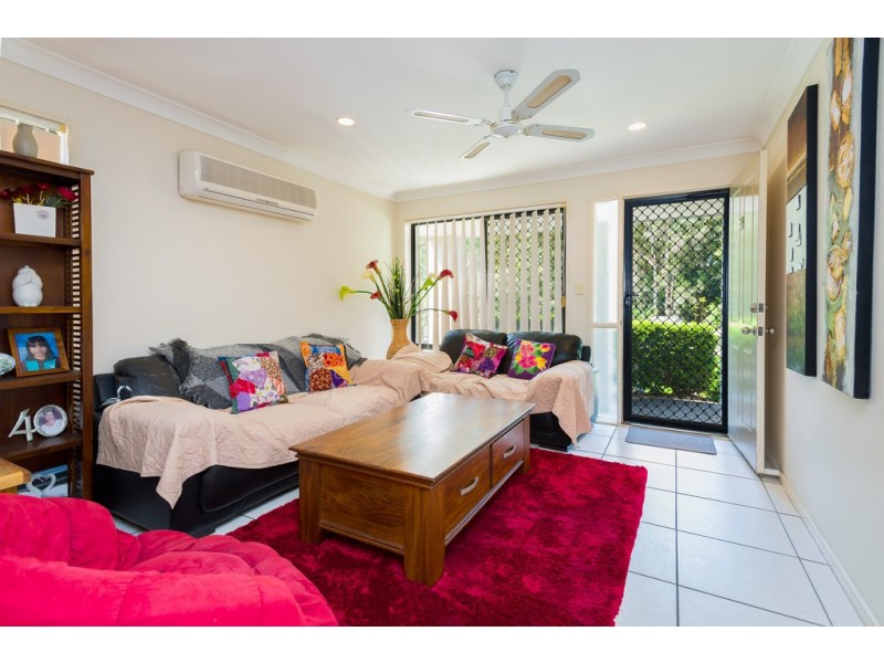 13 Hervey Street, Pacific Pines QLD 4211