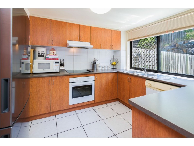 13 Hervey Street, Pacific Pines QLD 4211