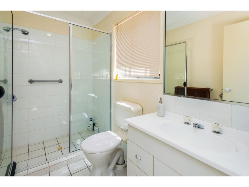13 Hervey Street, Pacific Pines QLD 4211