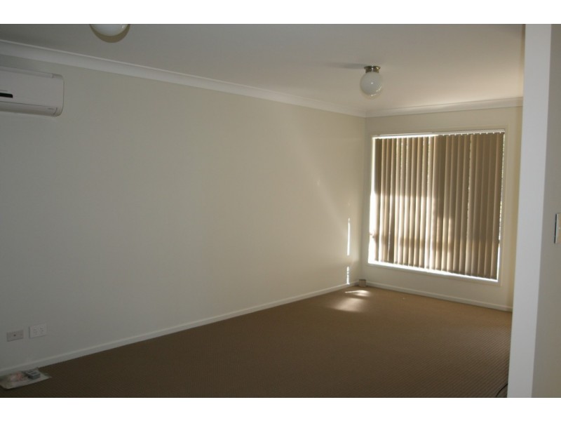 18 Blessing Place, Boronia Heights QLD 4124