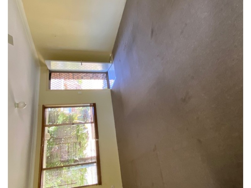 7/33 Edmund Rice Drive, Southport QLD 4215