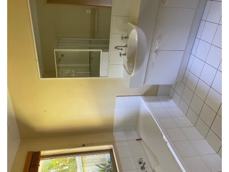 7/33 Edmund Rice Drive, Southport QLD 4215