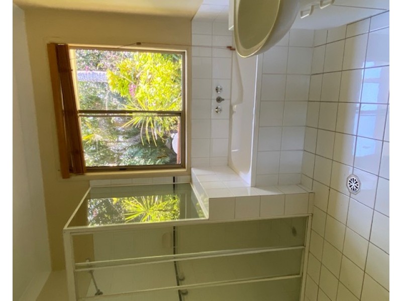 7/33 Edmund Rice Drive, Southport QLD 4215