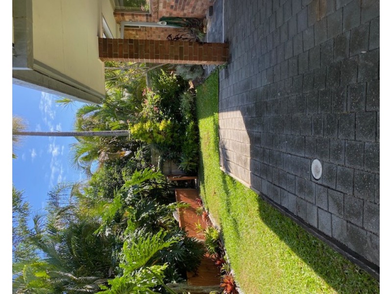 7/33 Edmund Rice Drive, Southport QLD 4215