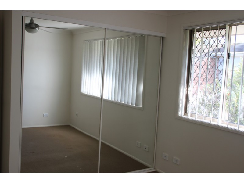 unit 42/33 Edmund Rice Drive, Southport QLD 4215