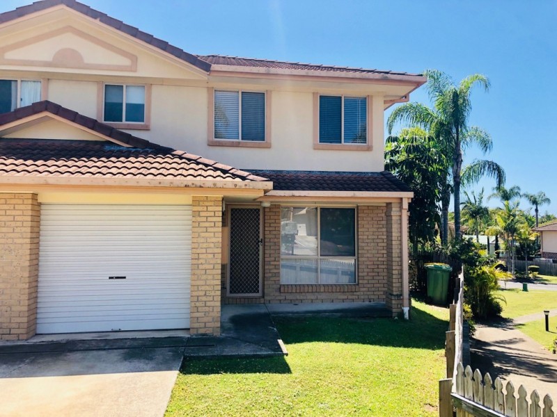 141/31 Usher Avenue, Labrador QLD 4215