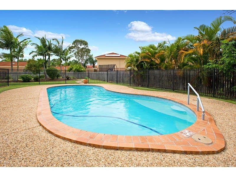 141/31 Usher Avenue, Labrador QLD 4215