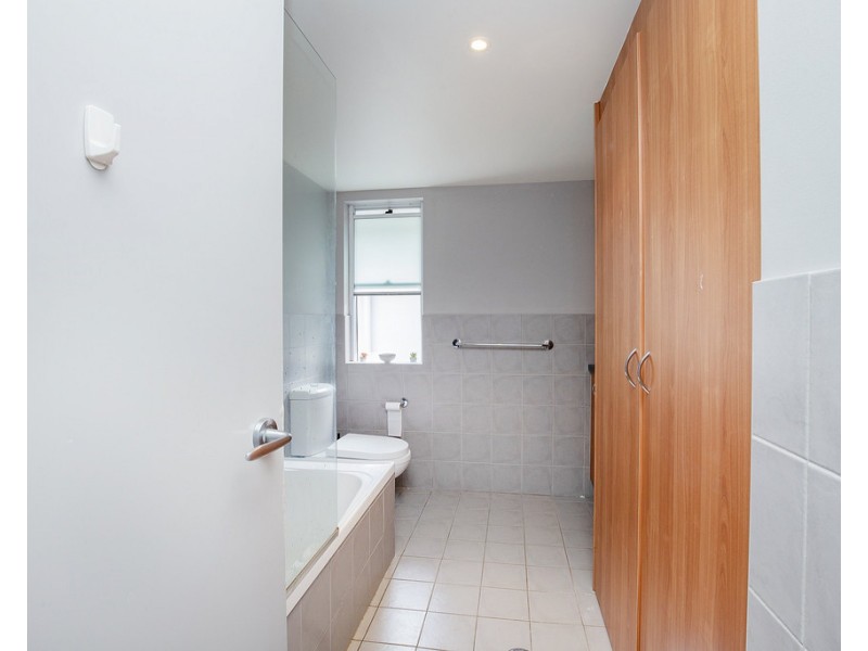 615/33 Clark, Biggera Waters QLD 4216