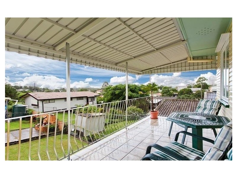 48 Kingaroy Street, Stafford Heights QLD 4053