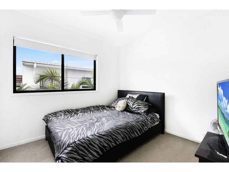 64/42 Stadium Drive, Robina QLD 4226