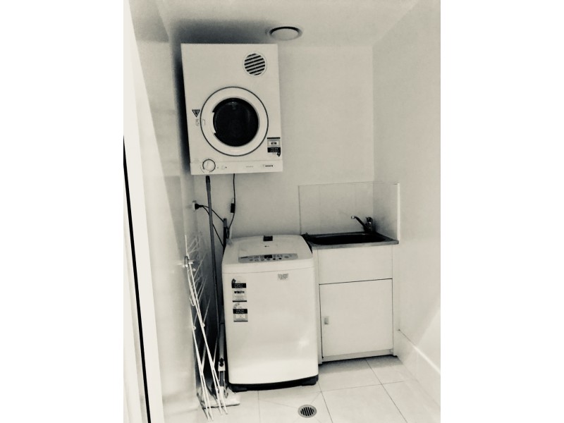 602/18 CYPRESS AVE, Surfers Paradise QLD 4217