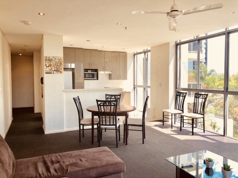 602/18 CYPRESS AVE, Surfers Paradise QLD 4217