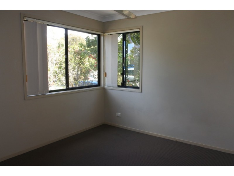 590 Pine Ridge Road, Coombabah QLD 4216