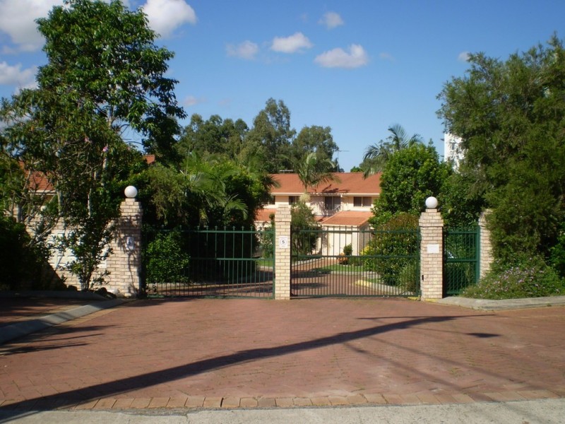 15/7 Oricon Court, Springwood QLD 4127