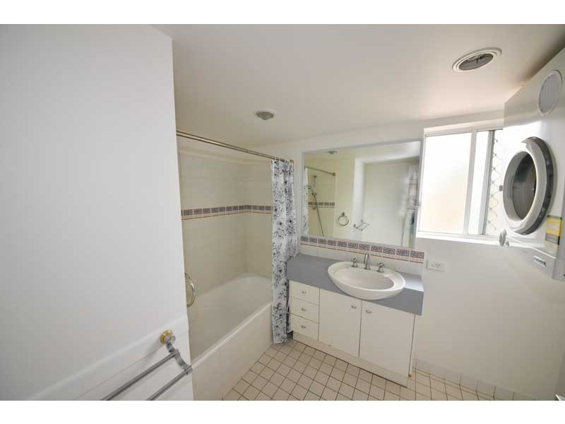 32/63 Sherwood Road, Toowong QLD 4066