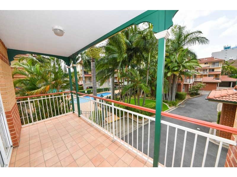 32/63 Sherwood Road, Toowong QLD 4066