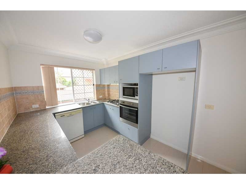 32/63 Sherwood Road, Toowong QLD 4066
