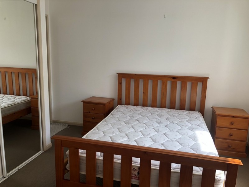 4 Adori Street, Chevron Island QLD 4217