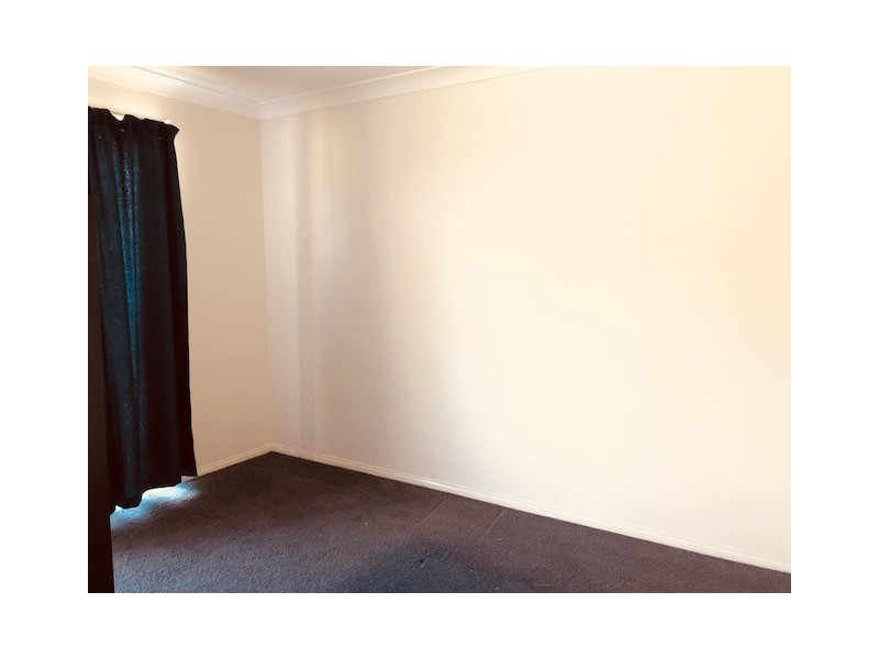 2/5 Kenny Drive, Labrador QLD 4215