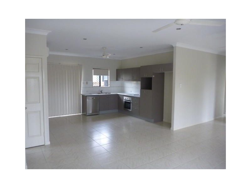 48 Euro Boulevard, Kirwan QLD 4817