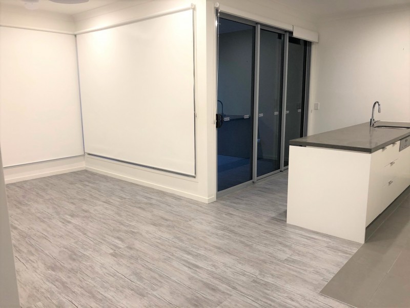 2 Town Centre Close, Carrara QLD 4211