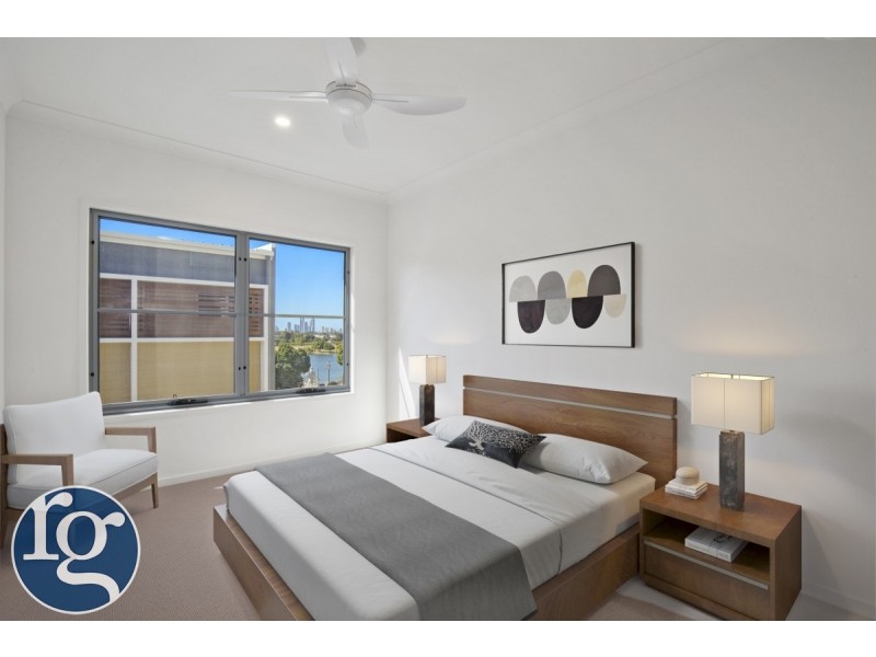 2 Town Centre Close, Carrara QLD 4211