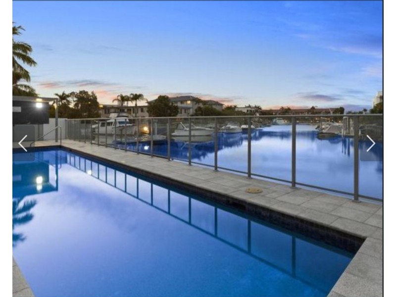 33-37 Madang Cres, Runaway Bay QLD 4216