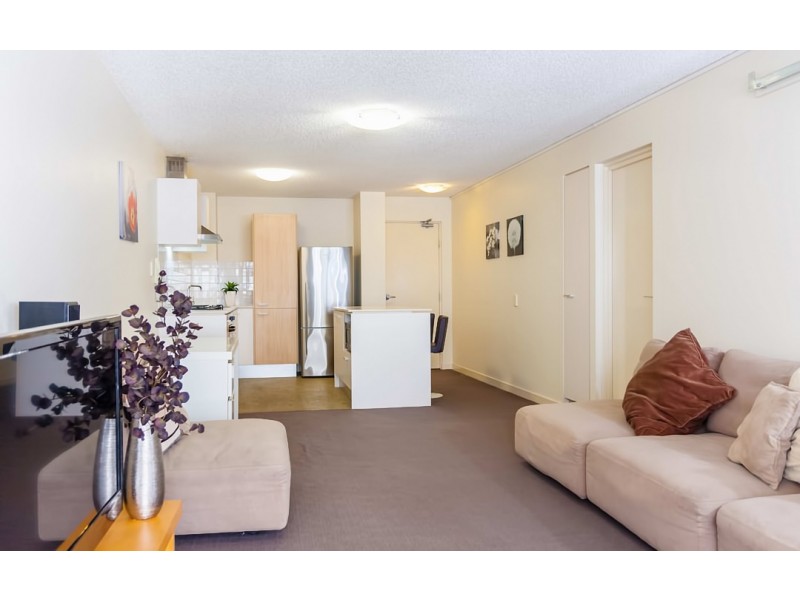 S12 8 Cordelia Street, South Brisbane QLD 4101