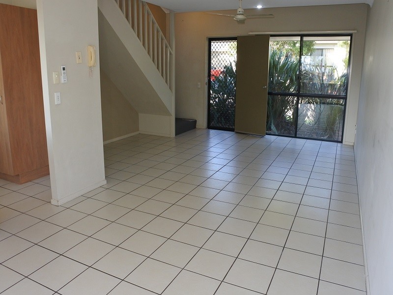 590 PINE RIDGE ROAD, Coombabah QLD 4216