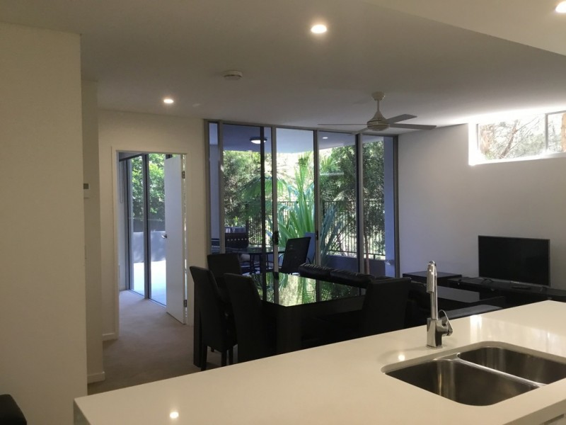 114/33 Lakefront Crescent, Varsity Lakes QLD 4227