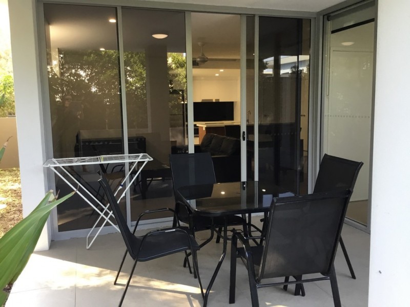 114/33 Lakefront Crescent, Varsity Lakes QLD 4227