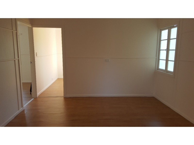 44 Eugaree Street, Southport QLD 4215