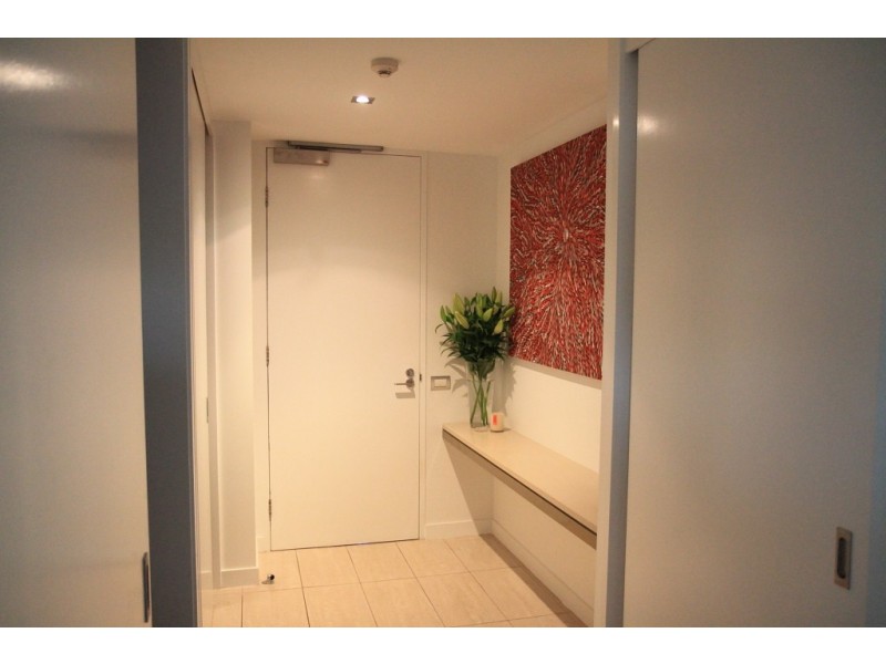 205 Coronation Drive, Milton QLD 4064