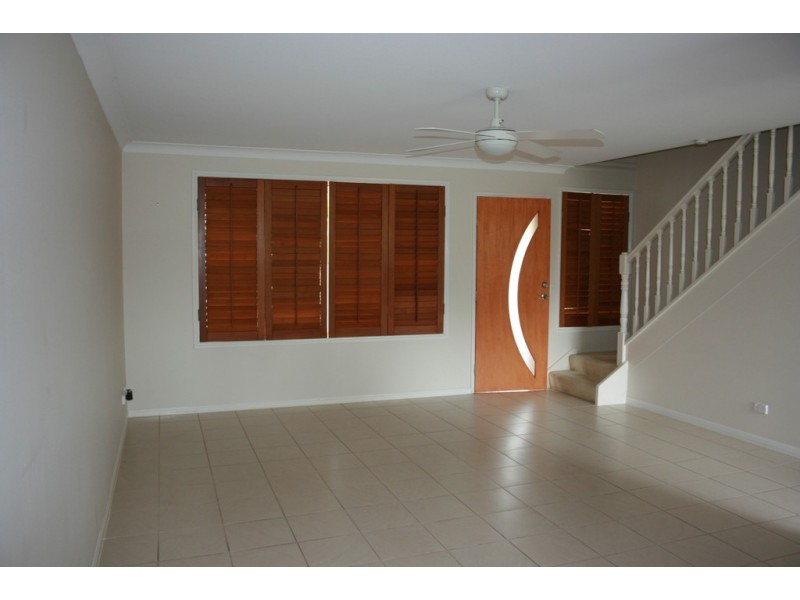 unit 19/33-67 Edmund Rice Drive, Southport QLD 4215